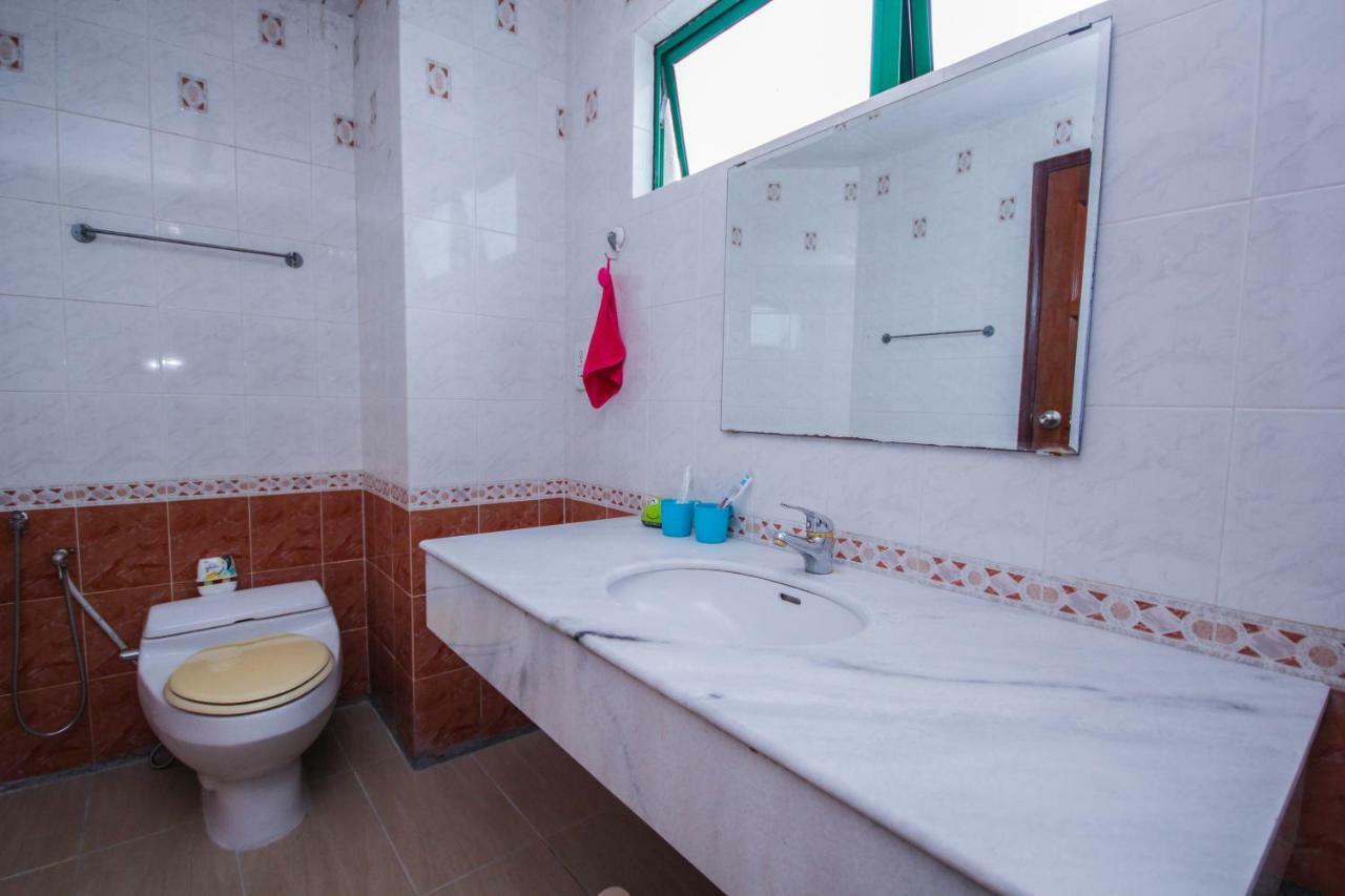 Fun Apartment @ Equatorial Hill Resort Камерън Хайлендс Екстериор снимка